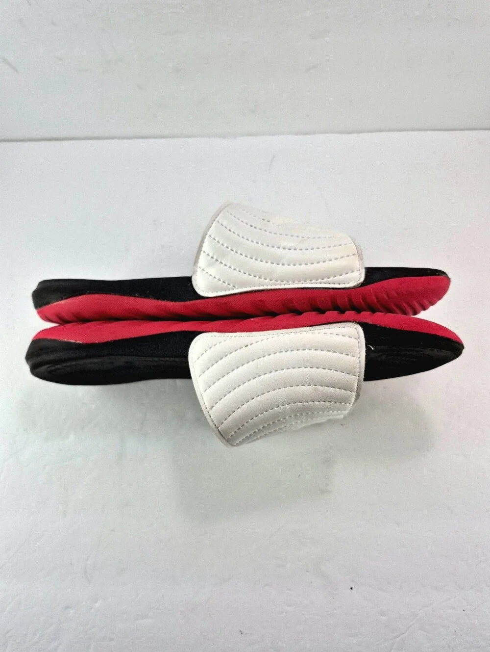 AND1 Men's Athletic Adjustable Swirl Slide Sandals Red Sole Size 11 Sporty NBA